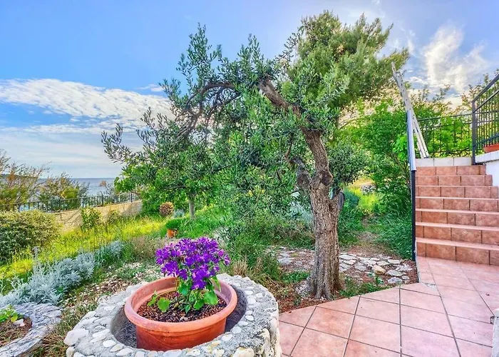 Lidija * Rogoznica (Sibenik-Knin)