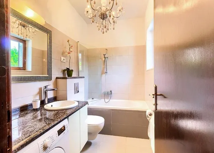 Daire Lidija Rogoznica (Sibenik-Knin)