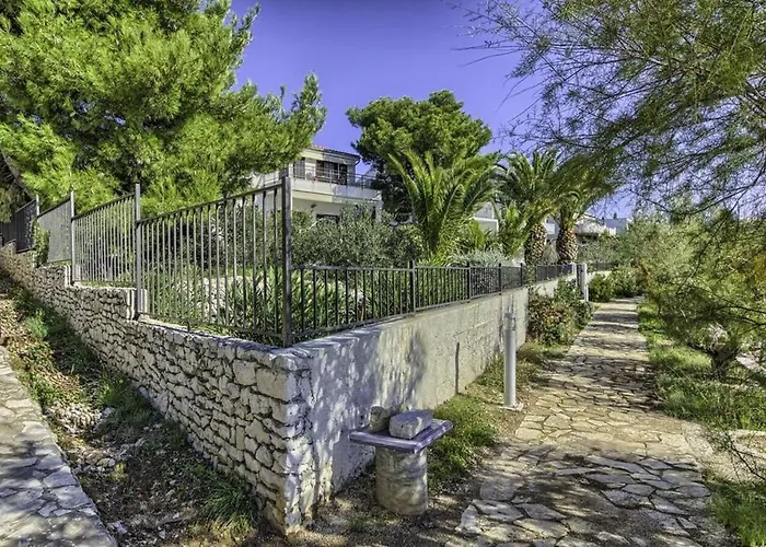 Lidija Daire Rogoznica (Sibenik-Knin)